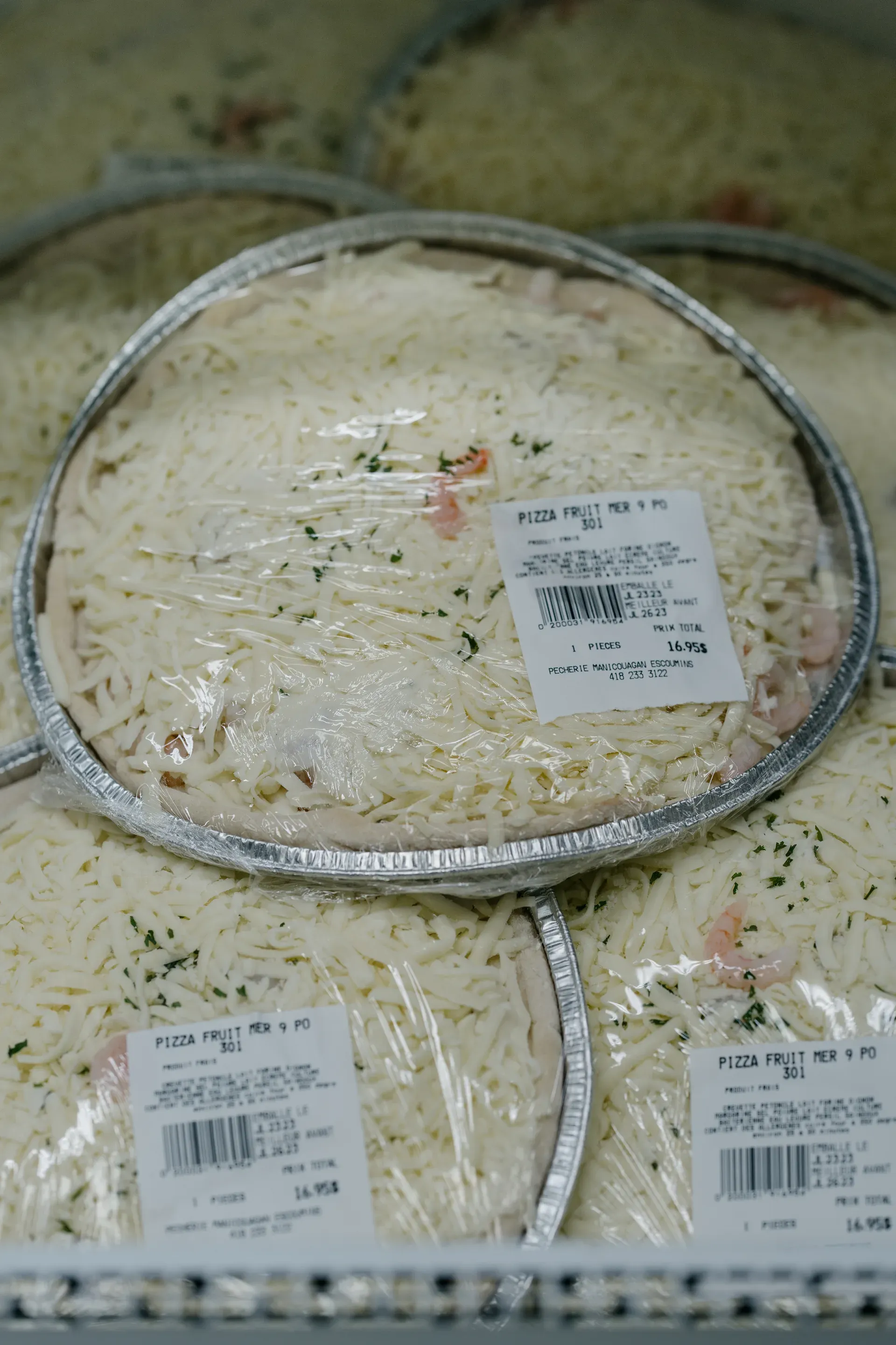 Deluxe Surf Clam Pizza